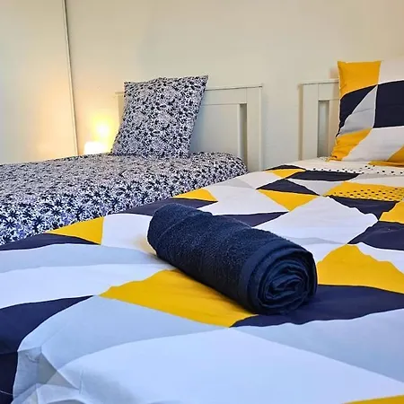 L'évasion Carcassonnais Avec Terrasse 2 Places De Parking Privée Apartamento