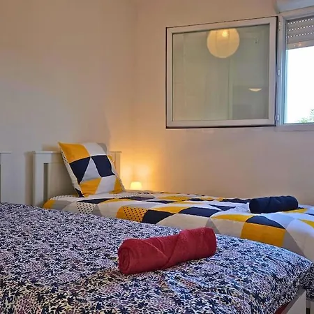 L'évasion Carcassonnais Avec Terrasse 2 Places De Parking Privée Apartamento