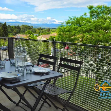 L'évasion Carcassonnais Avec Terrasse 2 Places De Parking Privée Carcasona