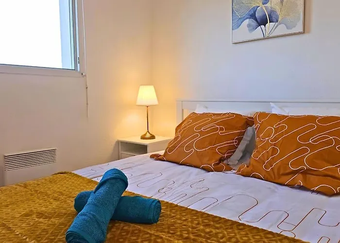 L'evasion Carcassonnais Avec Terrasse 2 Places De Parking Privee Daire Carcassonne