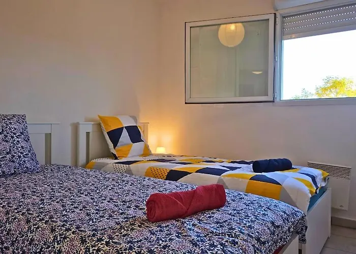 L'evasion Carcassonnais Avec Terrasse 2 Places De Parking Privee Daire